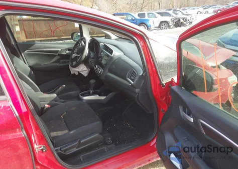 2015 Honda Fit Lx z USA, uszkodzony, nr VIN 3HGGK5H58FM762635